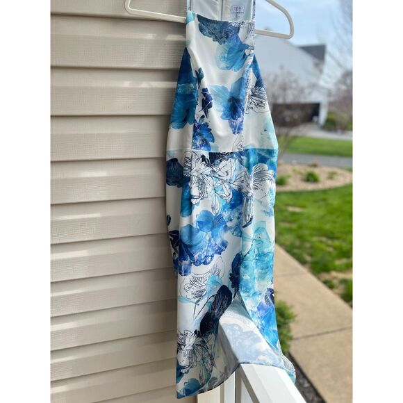 Womens Strappy Summer Dress Blue White Floral Pattern with Tulip skirt - Picture 2 of 8